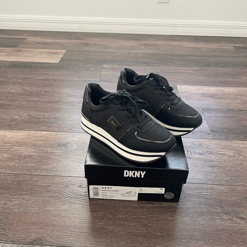 DKNY Women’s Black and White Sneakers. Davie-Lace Up Wedge